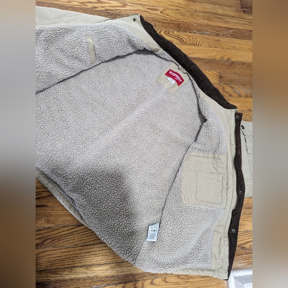 Vintage Wrangler sherpa jacket with Corduroy Collar - Picture 2 of 5